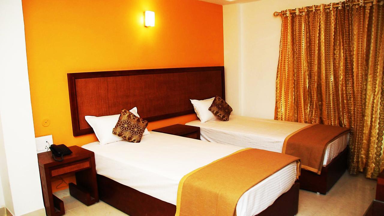 Budget Hotel Khammam Экстерьер фото