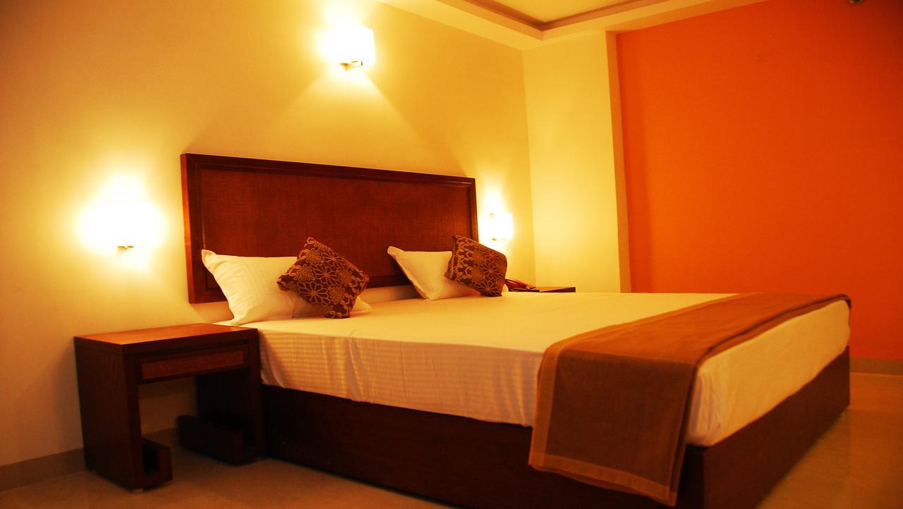Budget Hotel Khammam Экстерьер фото