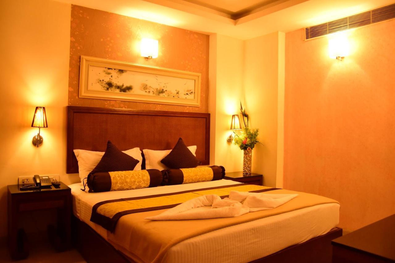 Budget Hotel Khammam Экстерьер фото